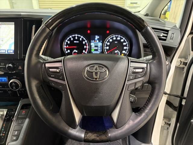 TOYOTA ALPHARD 2015 Image 31
