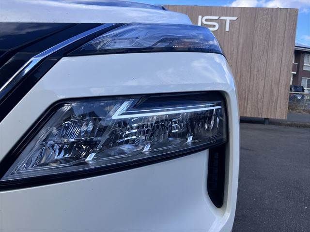 NISSAN X-TRAIL HYBRID 4WD 2022 Image 31