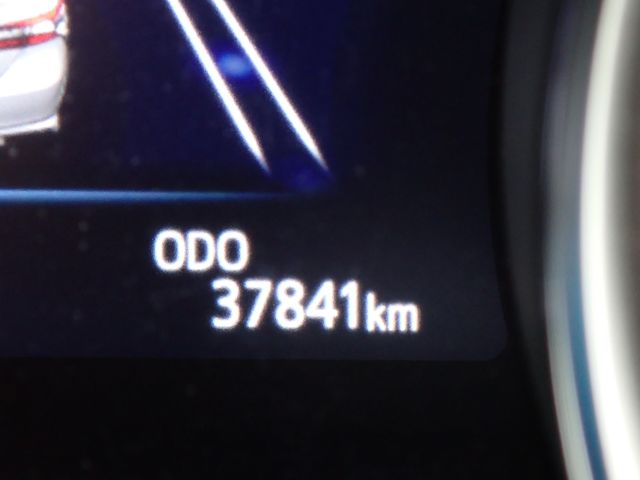 TOYOTA CAMRY HYBRID 2019 Image 31