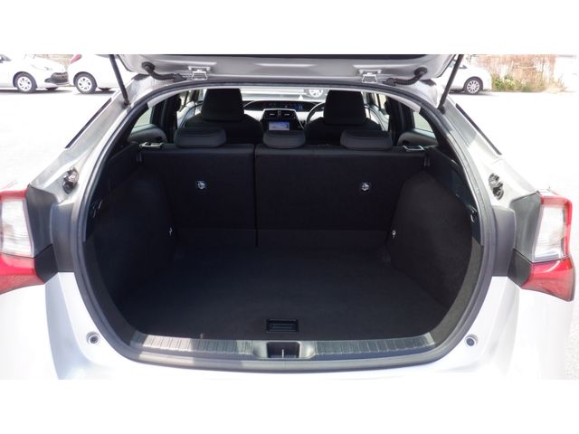 TOYOTA PRIUS 2020 Image 31