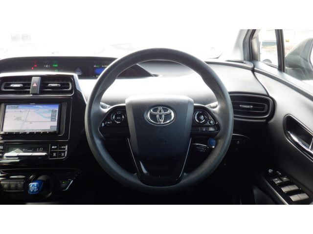 TOYOTA PRIUS 2020 Image 31