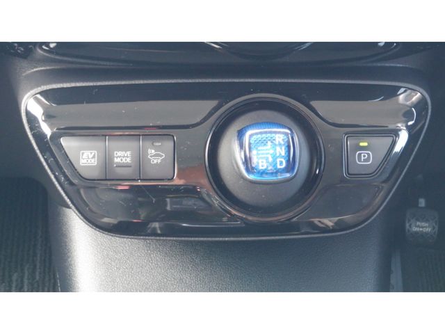 TOYOTA PRIUS 2020 Image 31