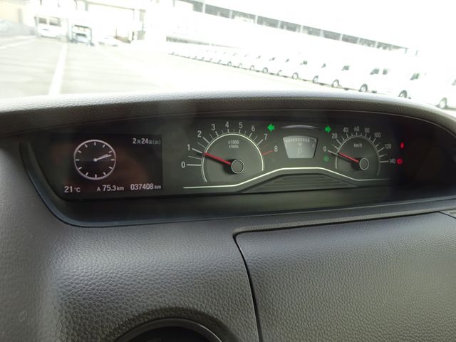 HONDA N BOX 2020 Image 31