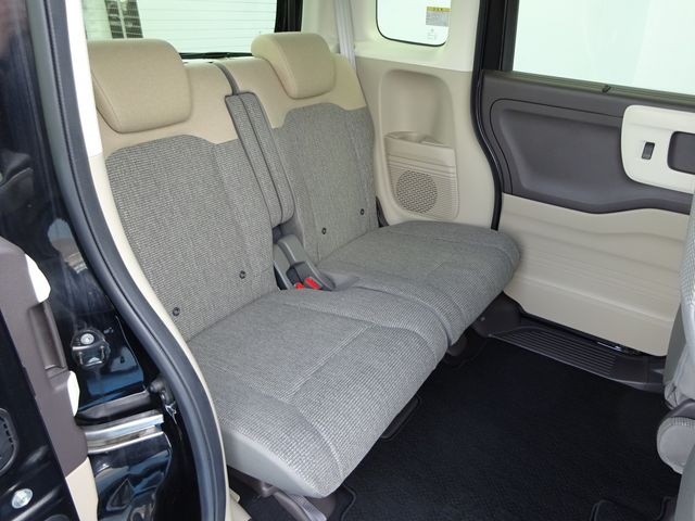 HONDA N BOX 2020 Image 31