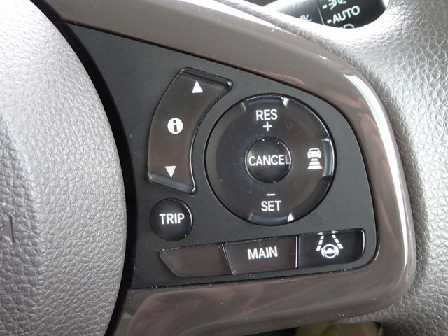 HONDA N BOX 2020 Image 31