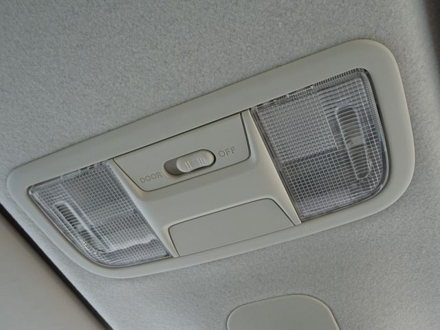 HONDA N BOX 2020 Image 31