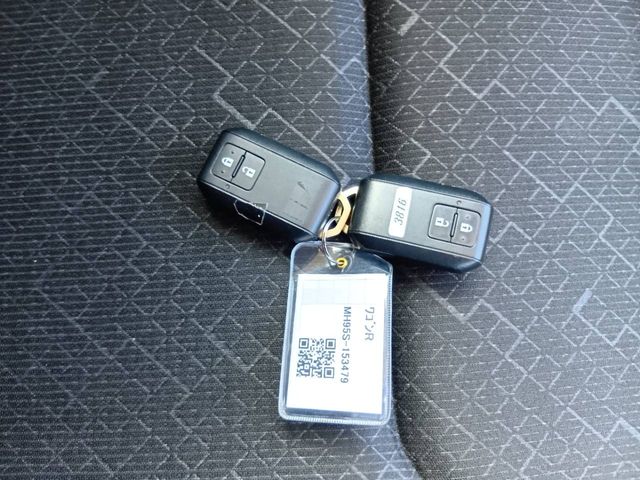 SUZUKI WAGON R 2021 Image 31