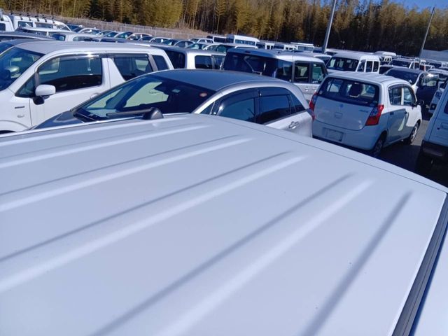 SUZUKI WAGON R 2021 Image 31