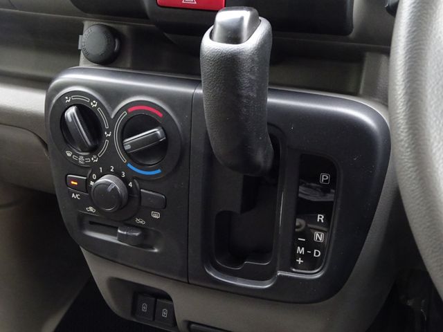 NISSAN NV100 CLIPPER 2022 Image 31