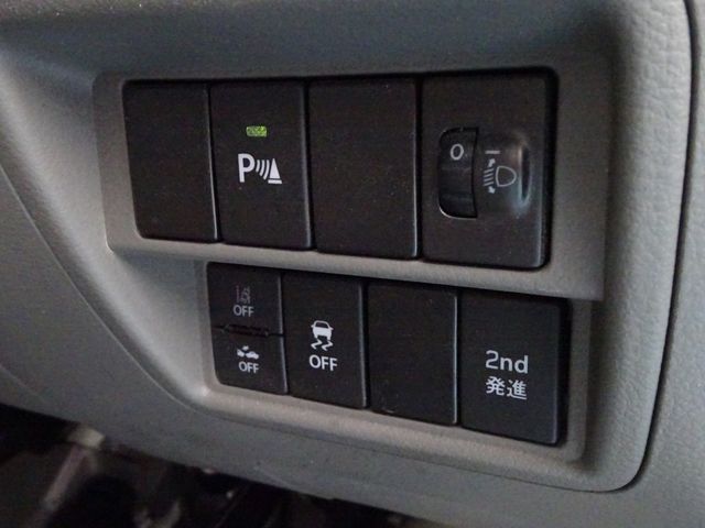 NISSAN NV100 CLIPPER 2022 Image 31