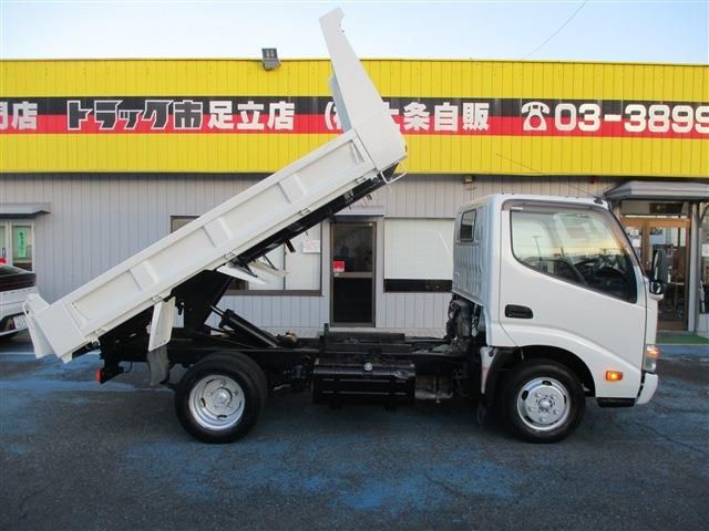 HINO DUTRO 2014 Image 31