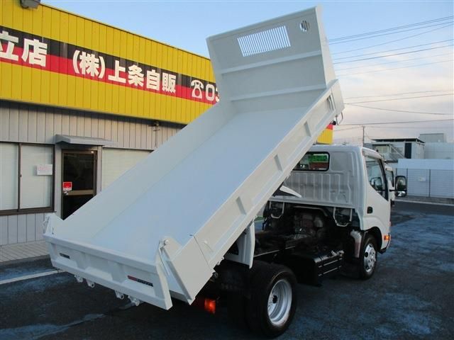 HINO DUTRO 2014 Image 31