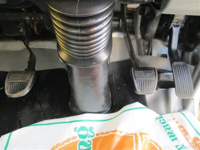 HINO DUTRO 2014 Image 31