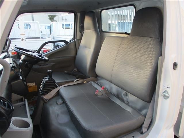 HINO DUTRO 2014 Image 31