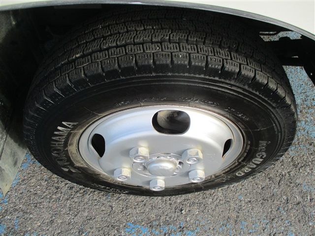 HINO DUTRO 2014 Image 31