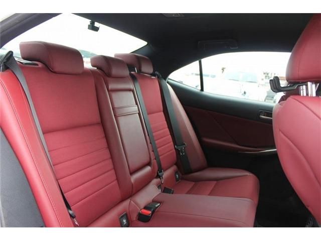 TOYOTA LEXUS IS300H 2017 Image 31