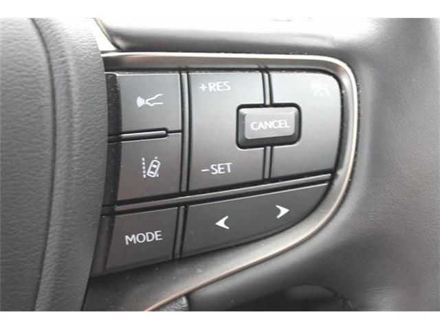 TOYOTA LEXUS UX200 2022 Image 31