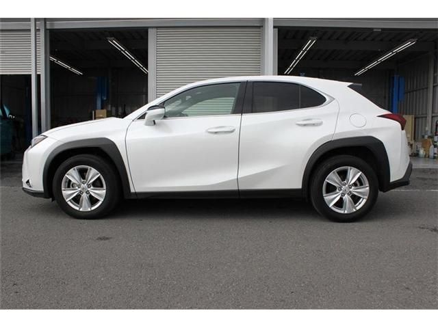 TOYOTA LEXUS UX200 2022 Image 31