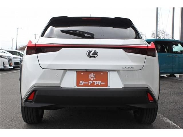 TOYOTA LEXUS UX200 2022 Image 31