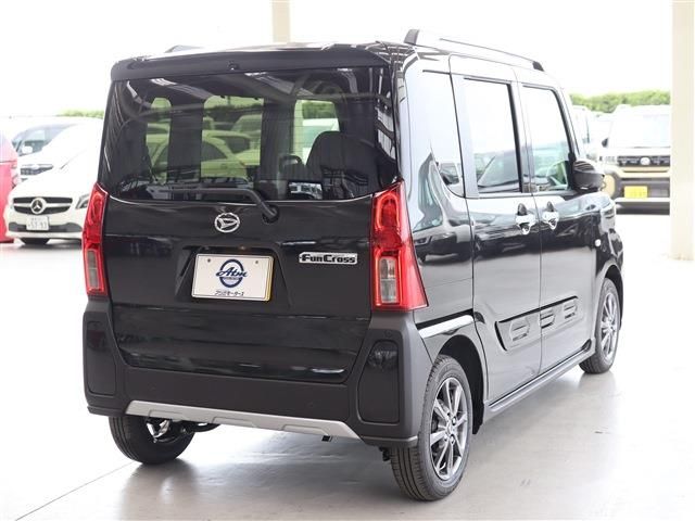 DAIHATSU TANTO FAN CROSS 2025 Image 31