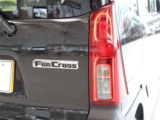 DAIHATSU TANTO FAN CROSS 2025 Image 31