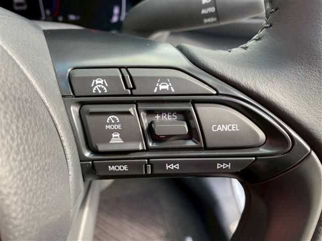 TOYOTA YARIS CROSS 2024 Image 31