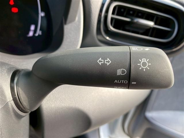 TOYOTA YARIS CROSS 2024 Image 31