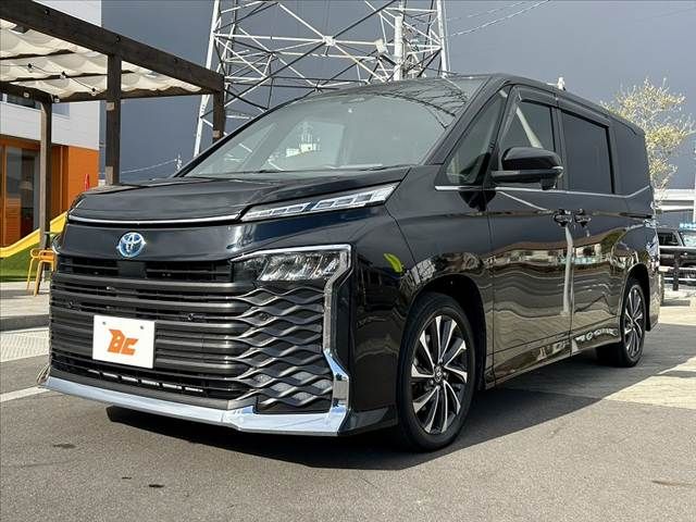 TOYOTA VOXY HYBRID 2022 Image 31