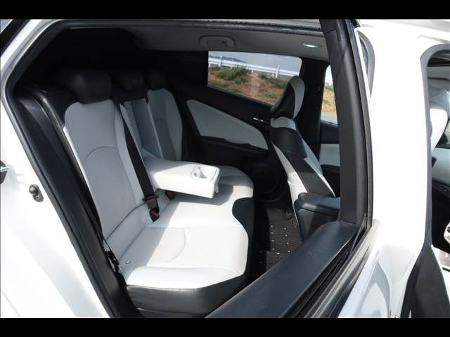 TOYOTA PRIUS 4WD 2017 Image 31