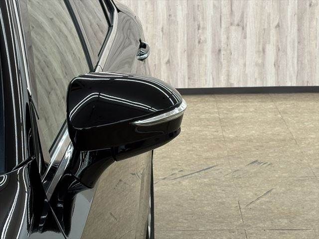 TOYOTA CROWN SEDAN HYBRID 2016 Image 31