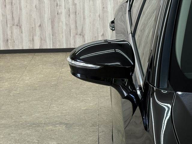 TOYOTA CROWN SEDAN HYBRID 2016 Image 31