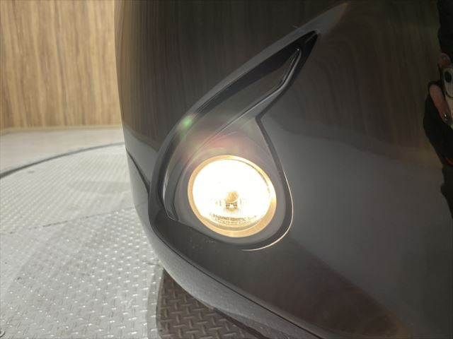 MAZDA DEMIO 2014 Image 31