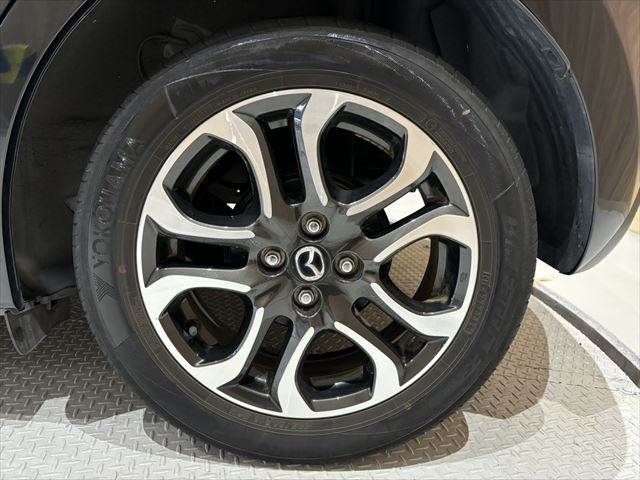 MAZDA DEMIO 2014 Image 31