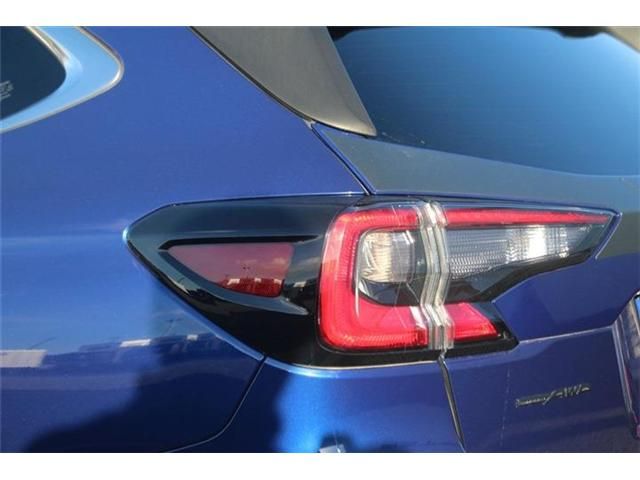 SUBARU LEGACY OUTBACK 2022 Image 31