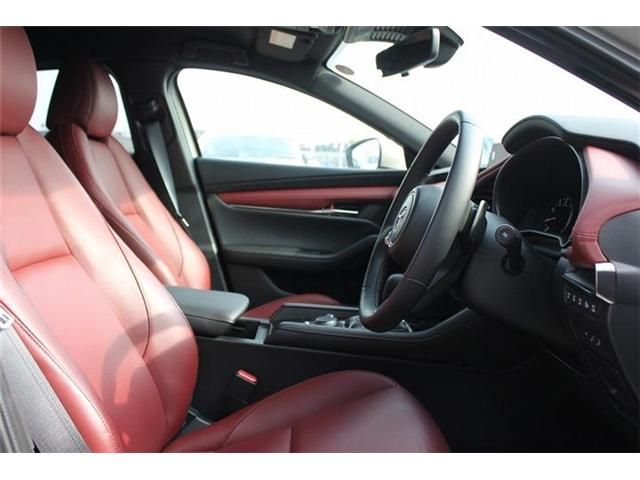 MAZDA 3 FASTBACK 2024 Image 31
