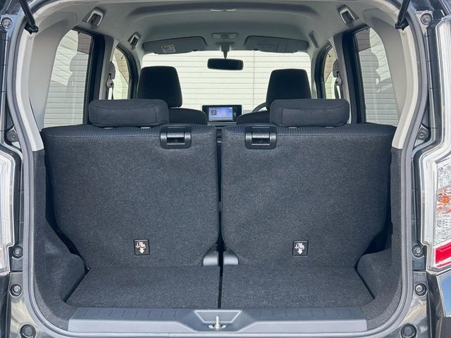 DAIHATSU MOVE CUSTOM 2017 Image 31