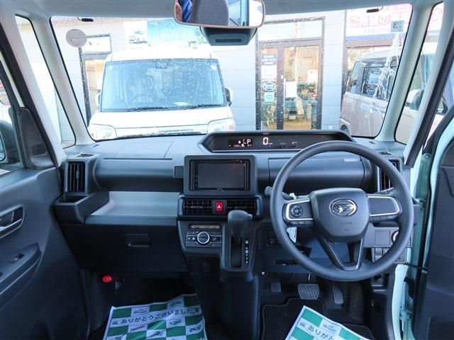 DAIHATSU TANTO 4WD 2025 Image 31