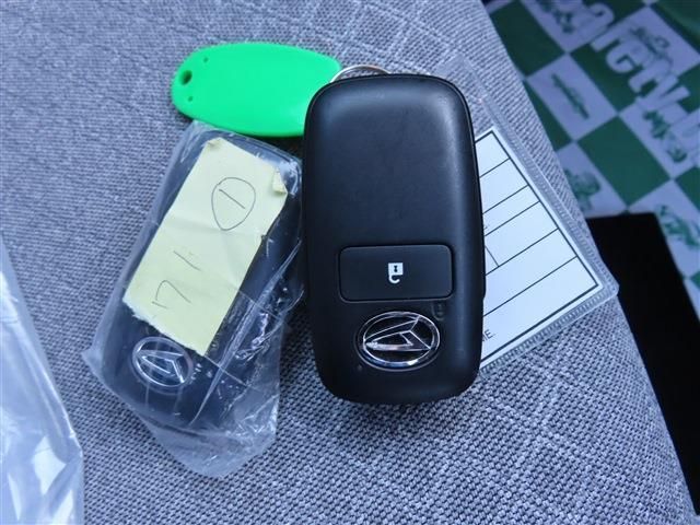 DAIHATSU TANTO 4WD 2025 Image 31