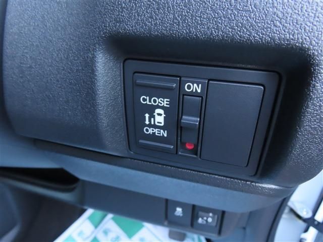 HONDA N BOX CUSTOM 4WD 2025 Image 31