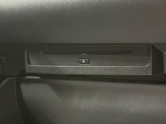 TOYOTA NOAH HYBRID 2023 Image 31