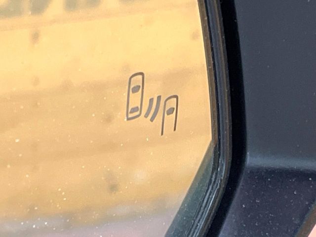 TOYOTA HARRIER HYBRID 2023 Image 31