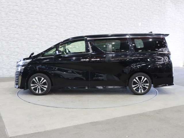 TOYOTA VELLFIRE 2018 Image 31