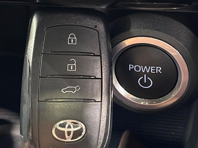 TOYOTA HARRIER HYBRID 2023 Image 31