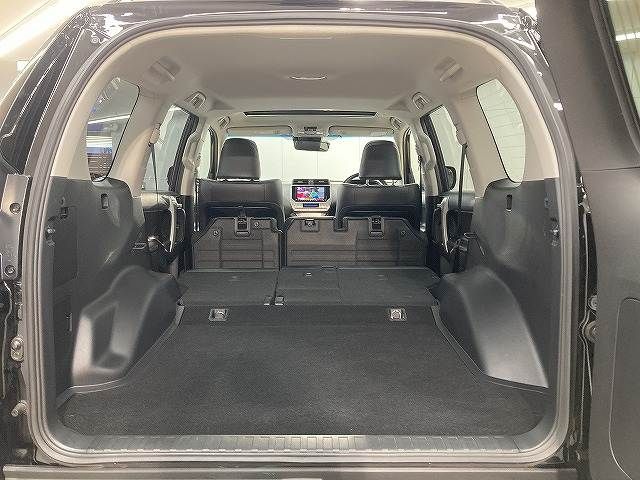 TOYOTA LANDCRUISER PRADO 2022 Image 31