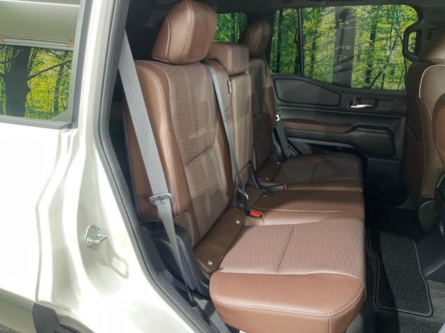 TOYOTA LANDCRUISER 250 2024 Image 31