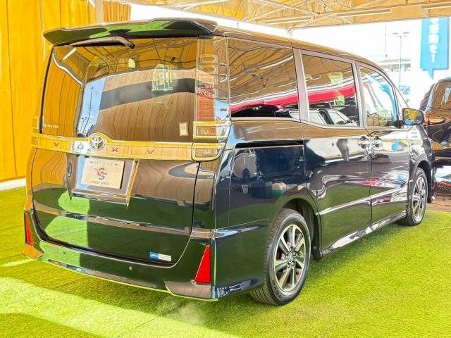 TOYOTA VOXY 2021 Image 31