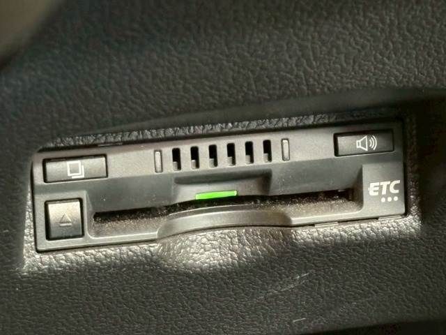 TOYOTA PRIUS 2019 Image 31