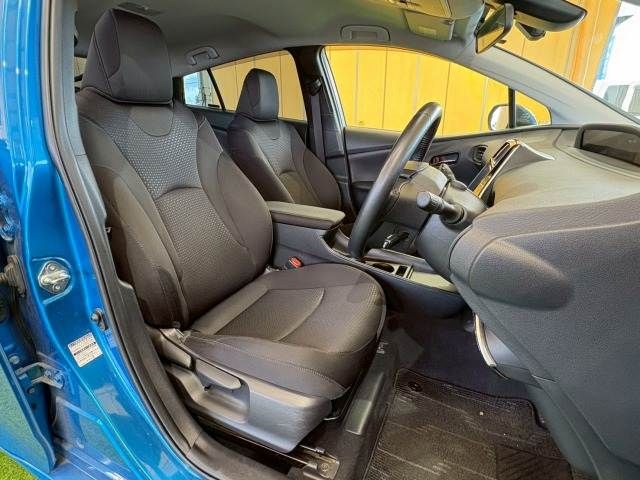 TOYOTA PRIUS 2019 Image 31