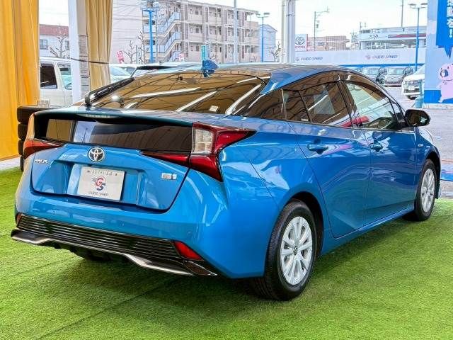 TOYOTA PRIUS 2019 Image 31