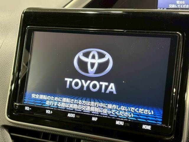 TOYOTA VOXY HYBRID 2019 Image 31